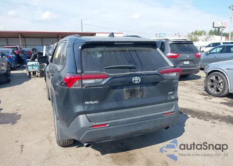 2019 Toyota Rav4 Xle Premium z USA, uszkodzony, nr VIN 2T3C1RFV0KW026324